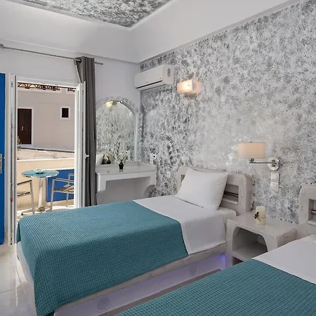 Phoenix Aparthotel Fira (Santorini)