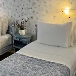 Phoenix 4*