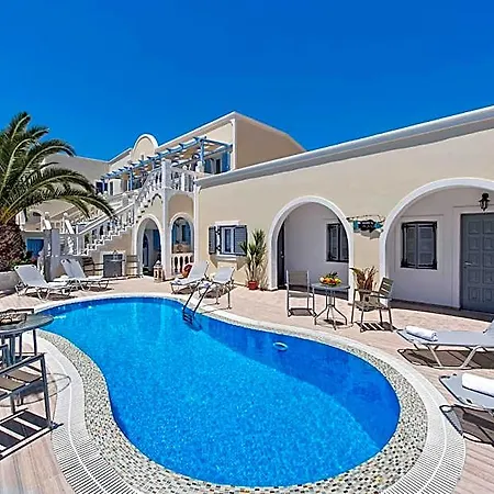 Phoenix 4* Fira (Santorini)