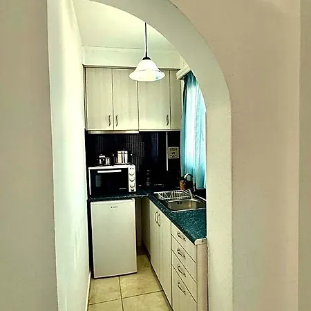 Phoenix Aparthotel Fira (Santorini)