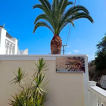 Phoenix 4* Fira (Santorini)