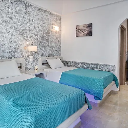 Phoenix Aparthotel 4*