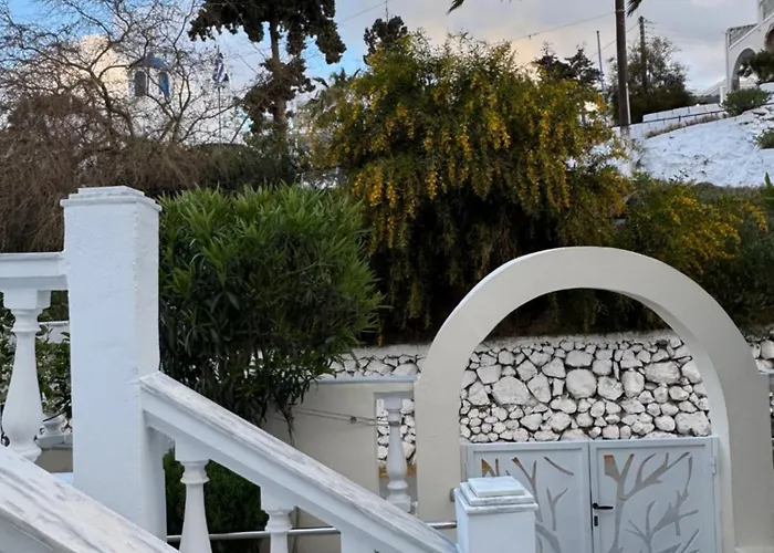 Aparthotel Phoenix Fira (Santorini)